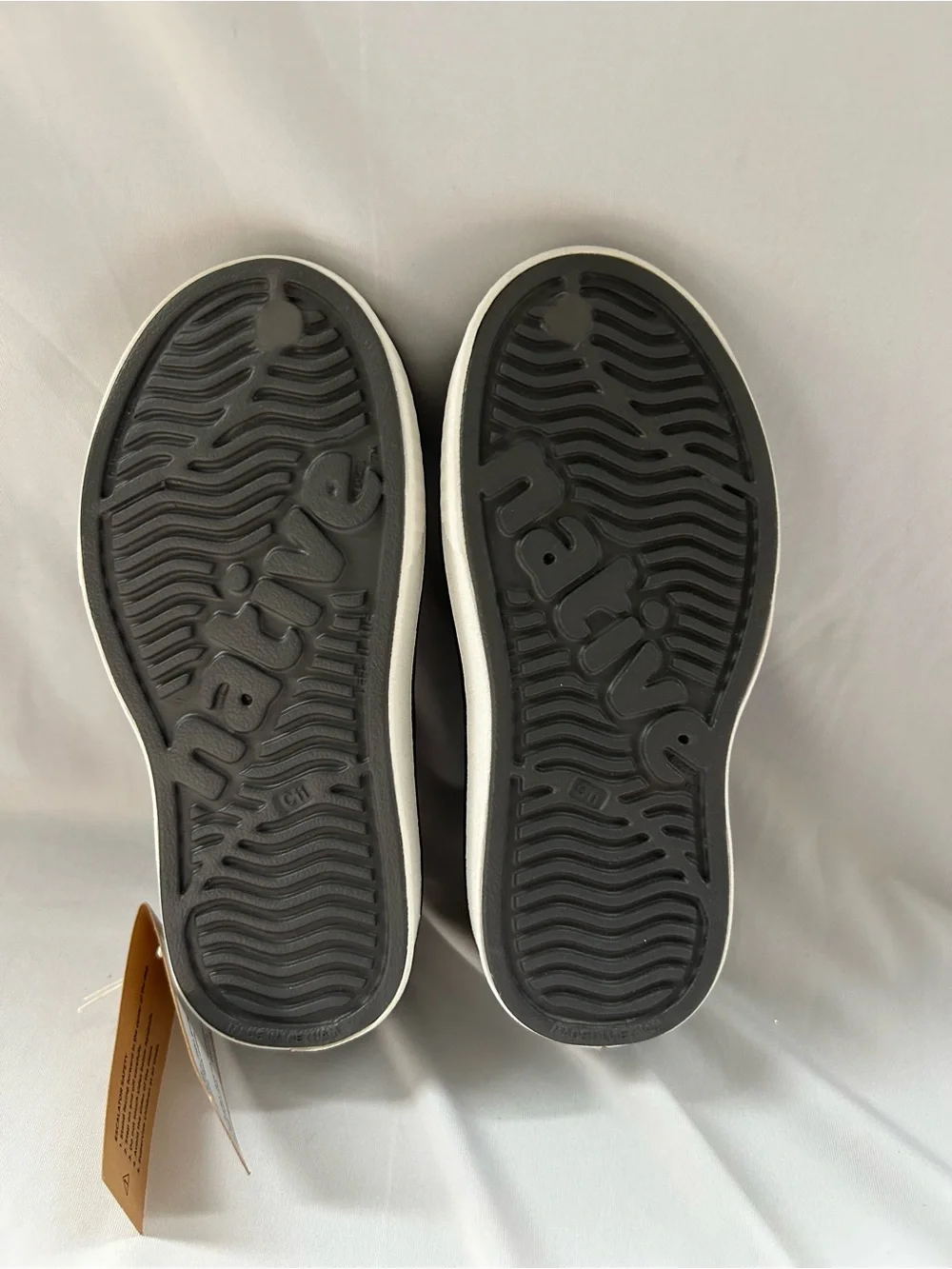 Native Jefferson Slip-On Loafers - Gray with White Sole kids 11